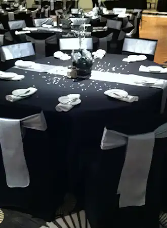 black round banquet table linen 2