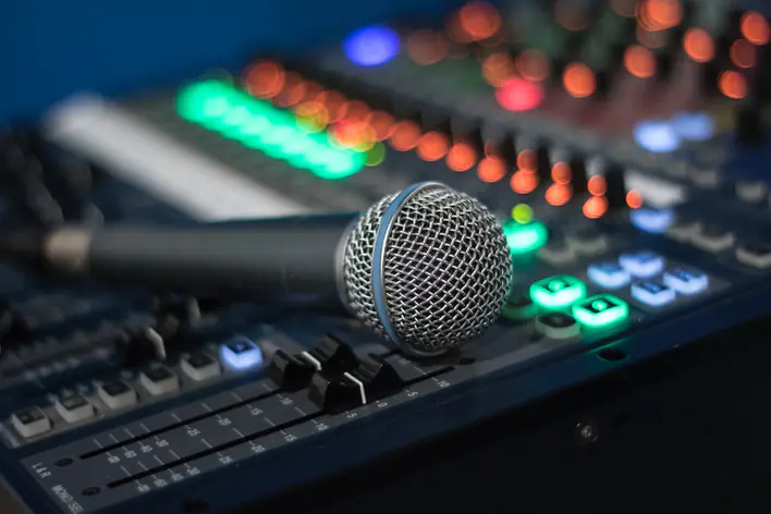 Microphone and Sound for events Waterfall & Melbourne