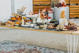 1. Hairpin Banquet Table White  243x300