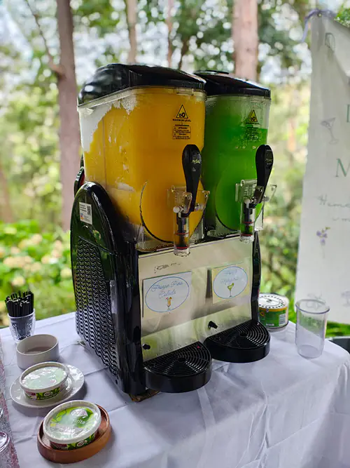 An adult cocktail slushie machine