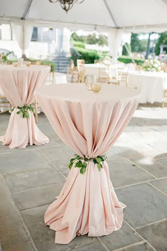 What you need to know when planning a cocktail wedding