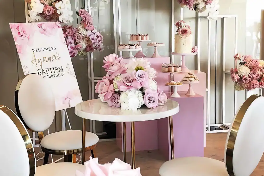What you need to know when planning a cocktail wedding
