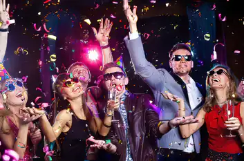 How to plan a party on a budget