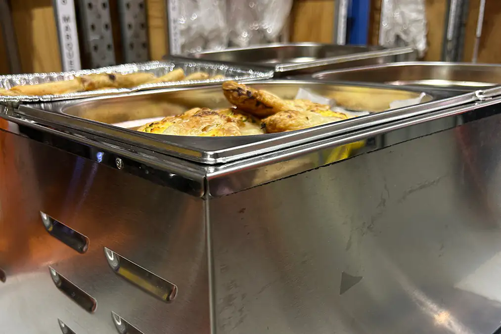 Tips on Keeping Your Catering Food Warm for Your Event