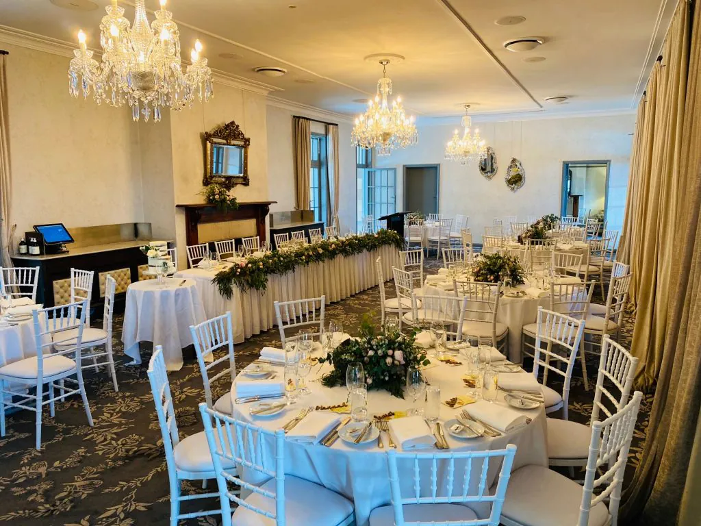 Round Vs. Long Tables for Your Event