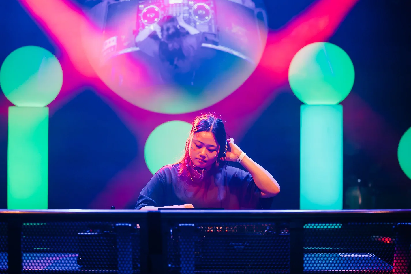 Glow pillars being used by a DJ
